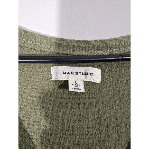 NWOT Max Studio Olive Short Sleeve Front Knot Top Woman Size L - Picture 3 of 6